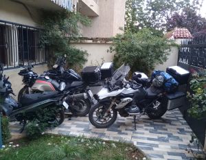 In der Stadt d&uuml;rfen sich die Motorr&auml;der wieder aneinander kuscheln.