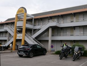 Europ&auml;ische K&auml;fighaltung
